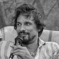 Izar-Lunacek.jpg