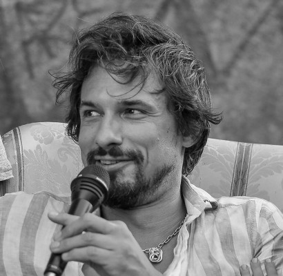 Izar Lunacek