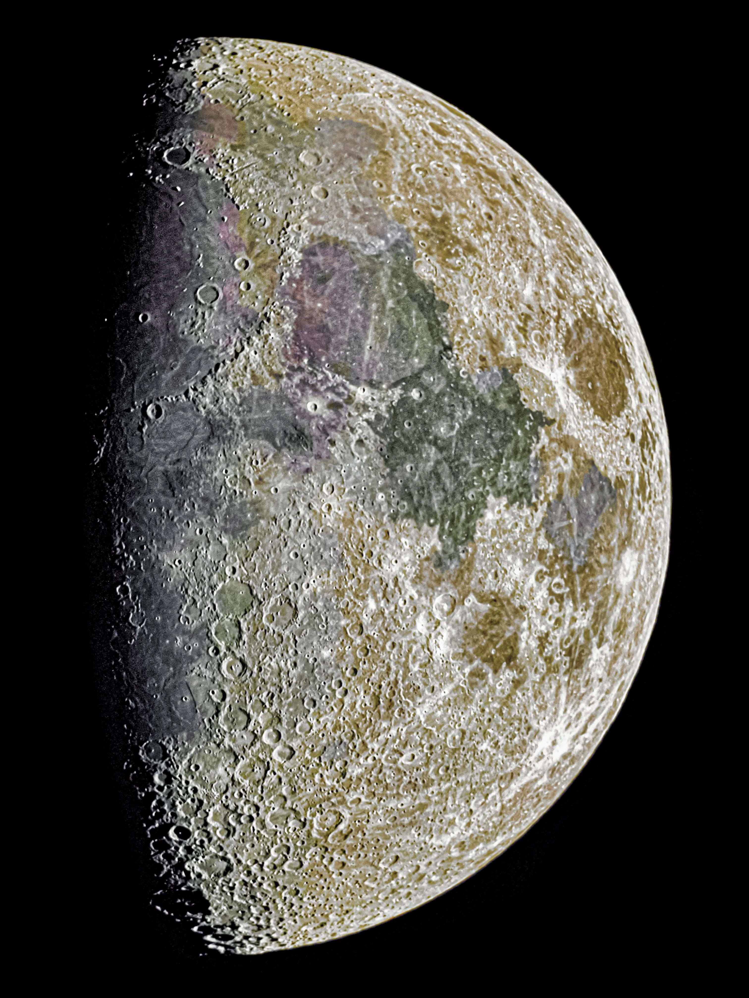 the most detailed moon image lve ever taken comprised of 8 v0 quatu9gpc38e1